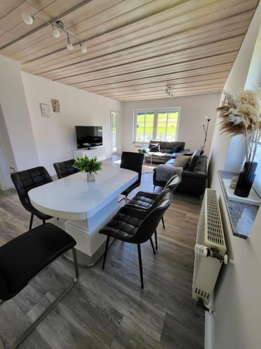 Ferienwohnung Im Ferndorftal هيلشنباخ المظهر الخارجي الصورة